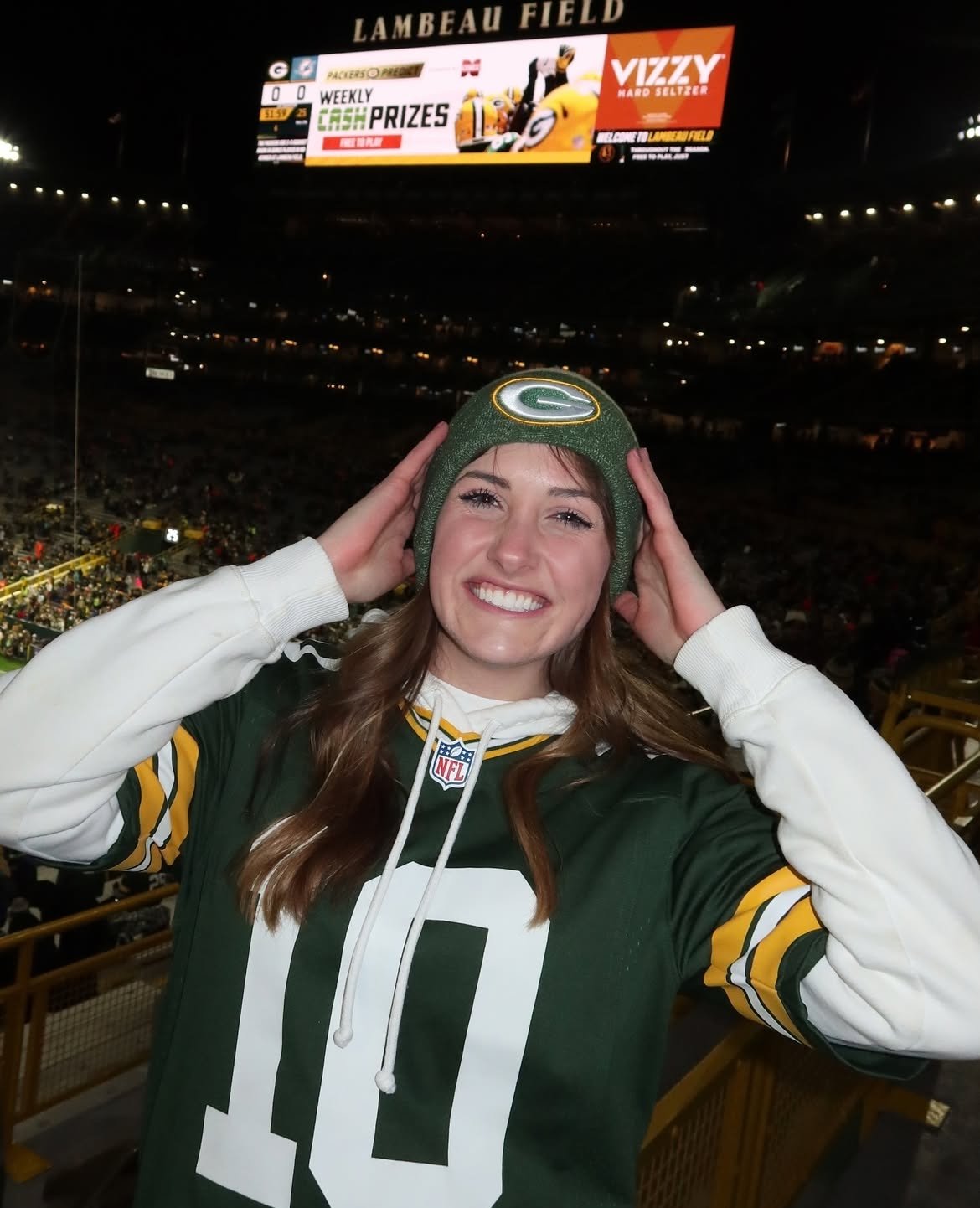 packers fan girl fucking herself #DCChQU9a