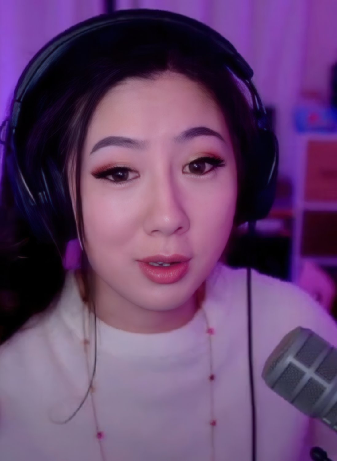 Fuslie [10] #OmVVe2kh