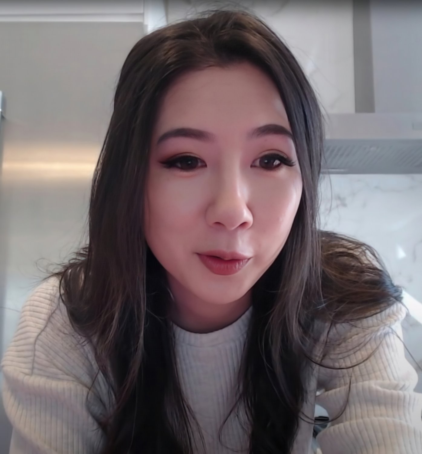 Fuslie [10] #PQwZSxAV