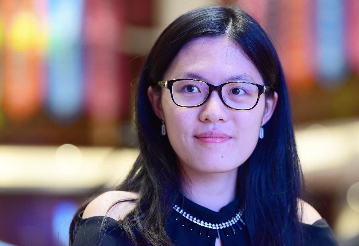 world number one women chess player actually hot #SlDsug6Y