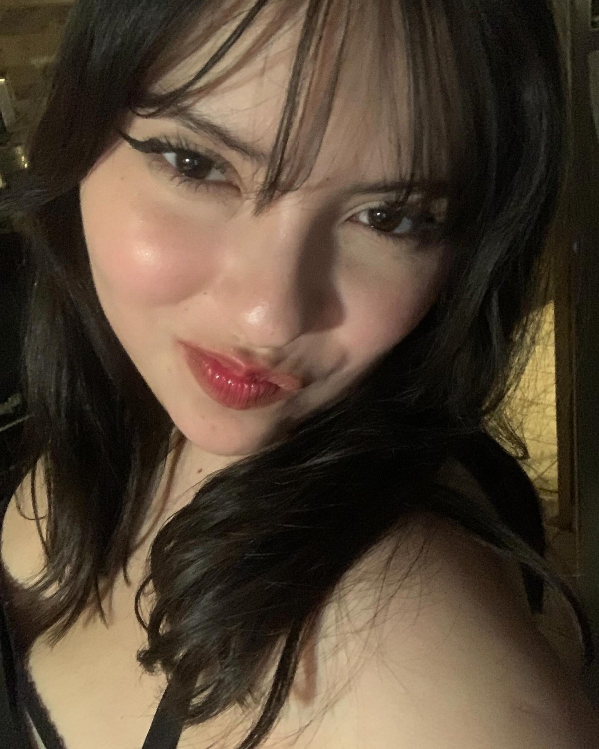 La puta tetona de Ari #JMTOGelF