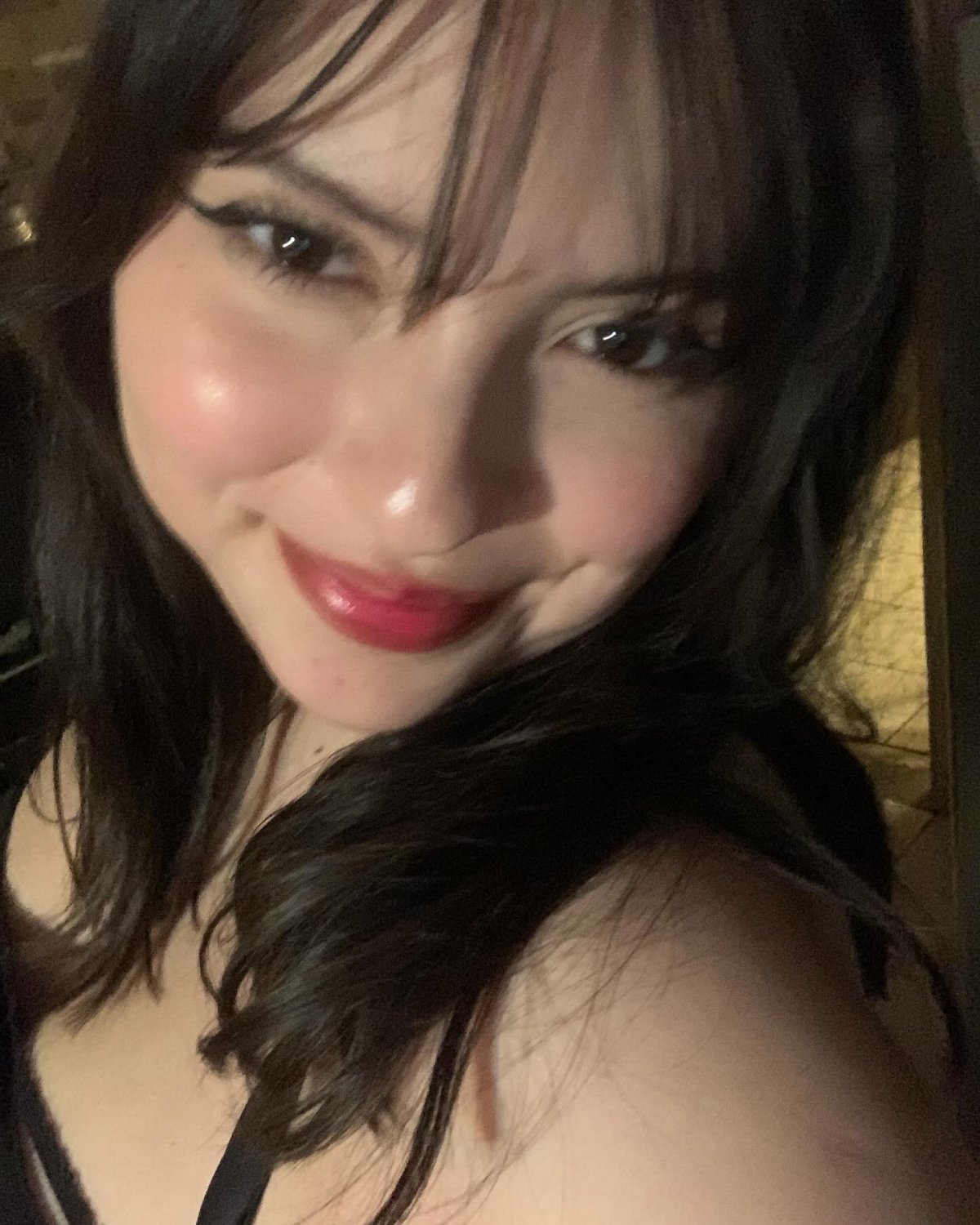 La puta tetona de Ari #KrUy77Rx